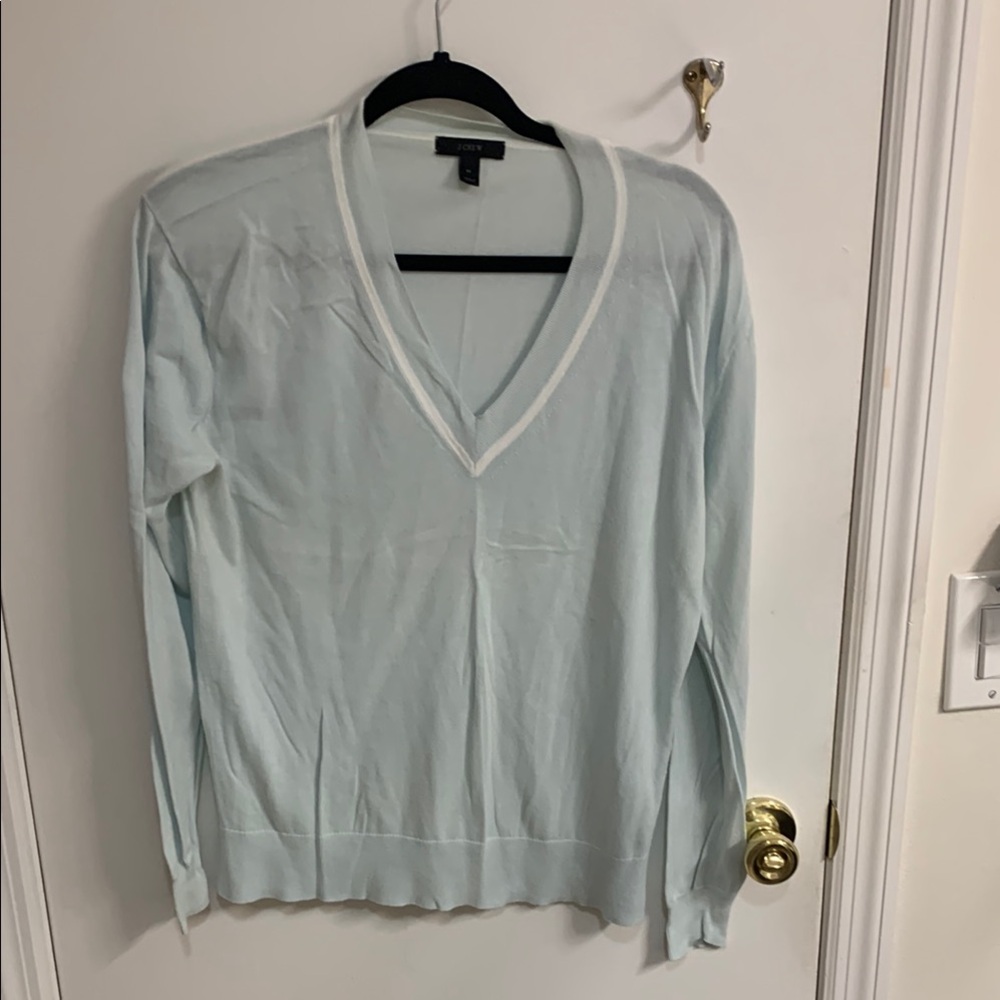 J.Crew V-Neck Sweater in Light Green in Size M
